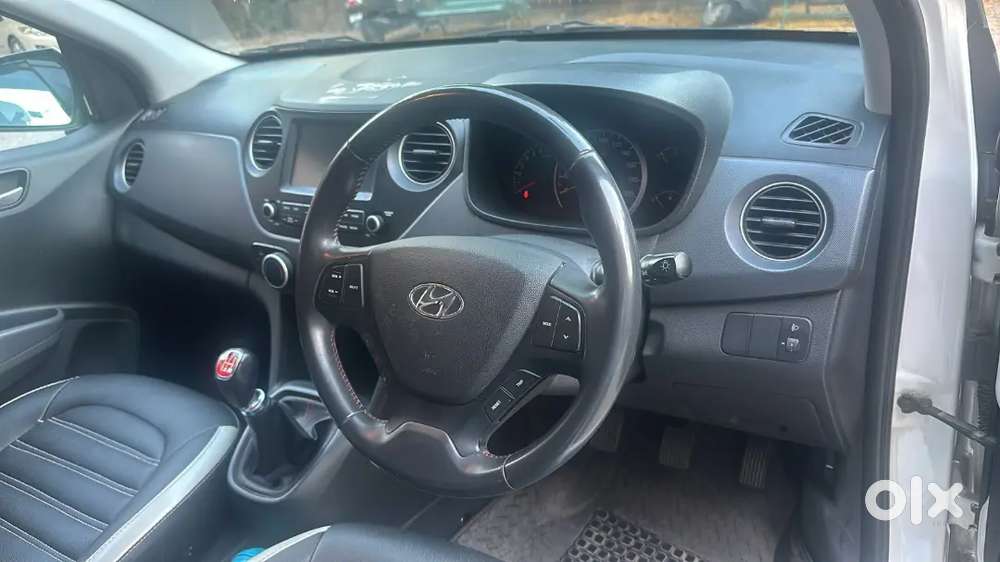 Hyundai Grand I10 Sportz 2019 Variant