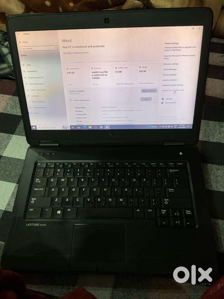 DELL Laptop 8gb ram 238 storage