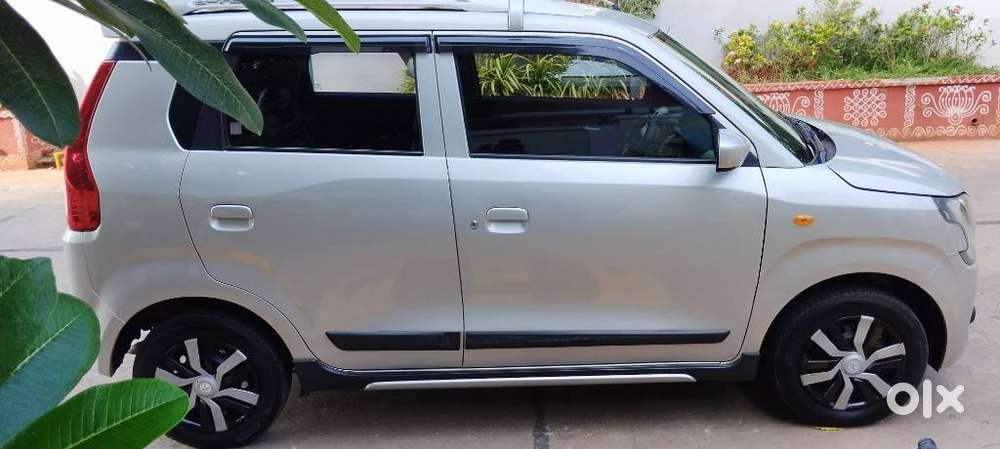 Maruti Suzuki Wagon R 1.0 Vxi Cng, 2022, Cng & Hybrids
