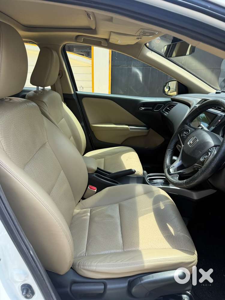 Honda City I-vtec V, 2017, Petrol