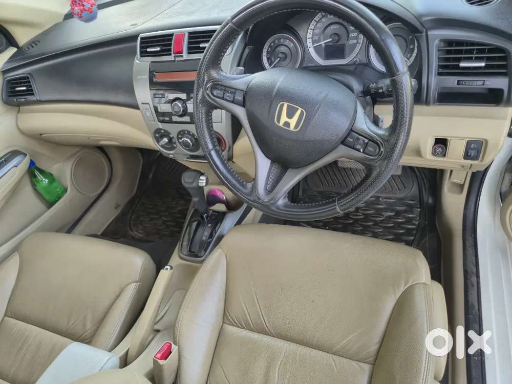 2012 Last Honda City V Automatic Sunroof ,padshift Full Option
