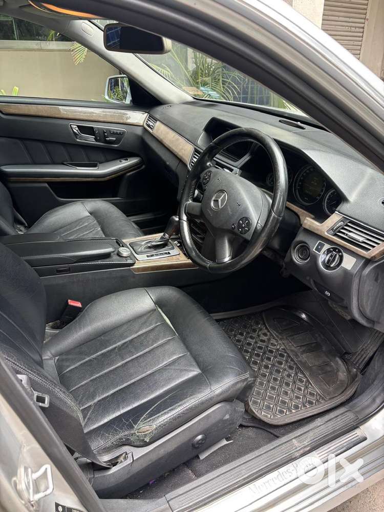 Mercedes-benz E-class Petrol 2011