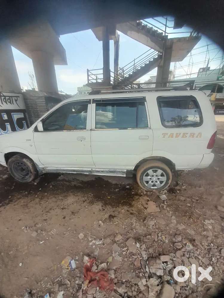 Best Condition Tavera With Ac Ans Leather Touch Interior And Running