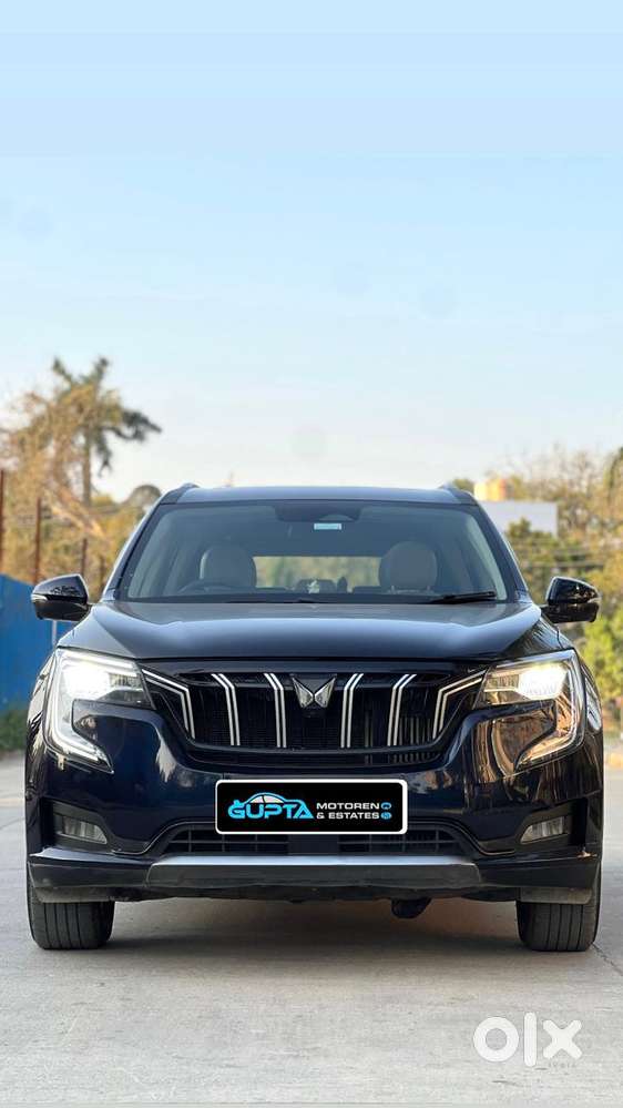 Mahindra Xuv700 2.0 Ax 7 Petrol At Luxury Pack Str, 2023, Petrol