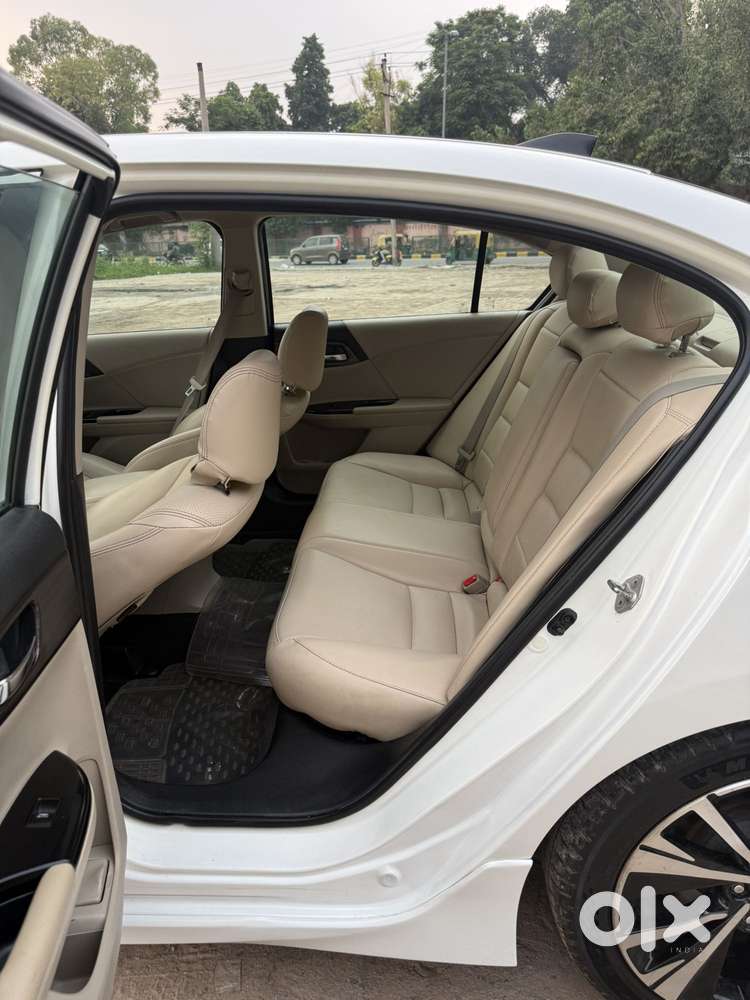 Honda Accord 2.0 Hybrid At Petrol, 2017, Petrol