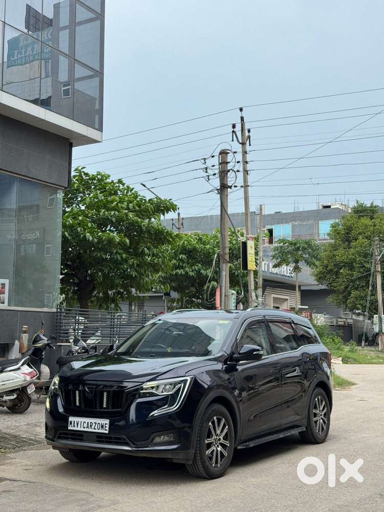 Mahindra Xuv700 2.2 Ax 7 Diesel Mt Luxury Pack Str, 2022, Diesel