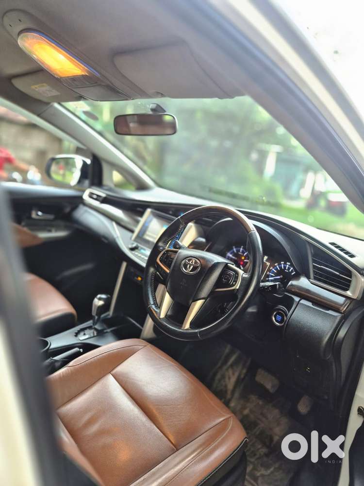 Toyota Innova Crysta 2.8z Automatic, 2019, Diesel