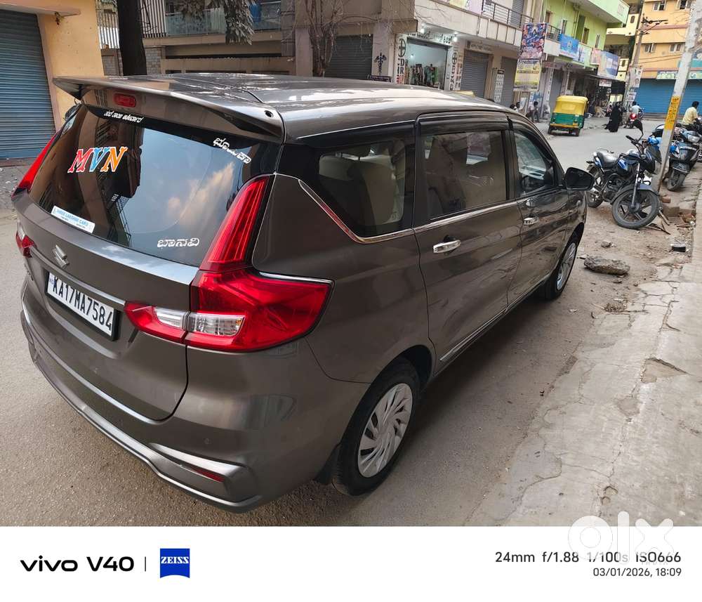 Maruti Suzuki Ertiga 2022-2023 Vxi Cng, 2022, Cng & Hybrids