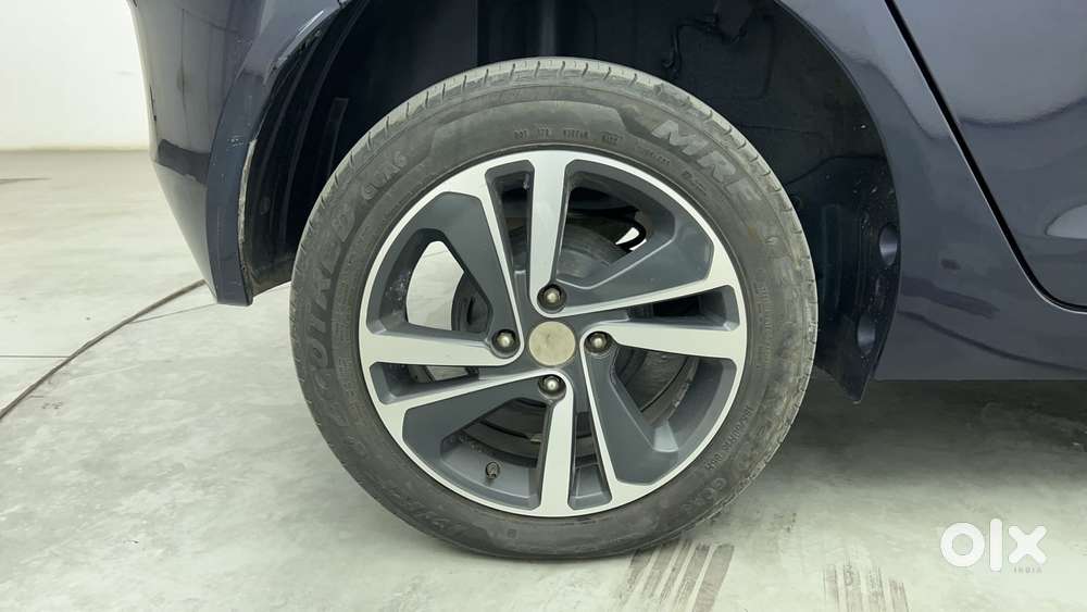 Tata Altroz Xz Plus (s) Diesel, 2023, Diesel