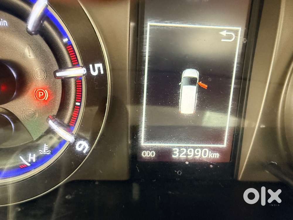 Toyota Innova Crysta Diesel 2020