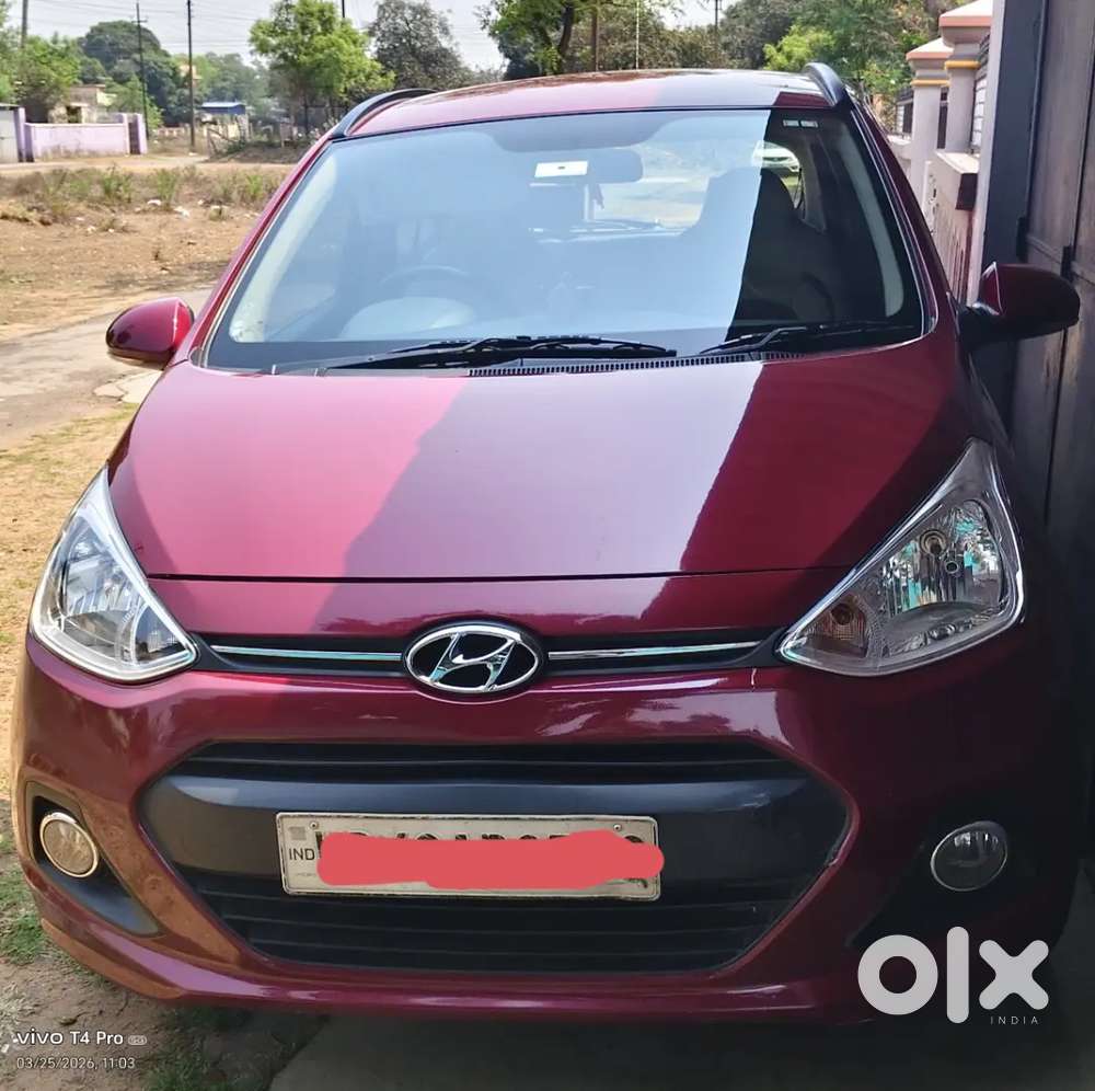Grand I10 2016 Petrol Only 34000 Km Driven , Top Variant