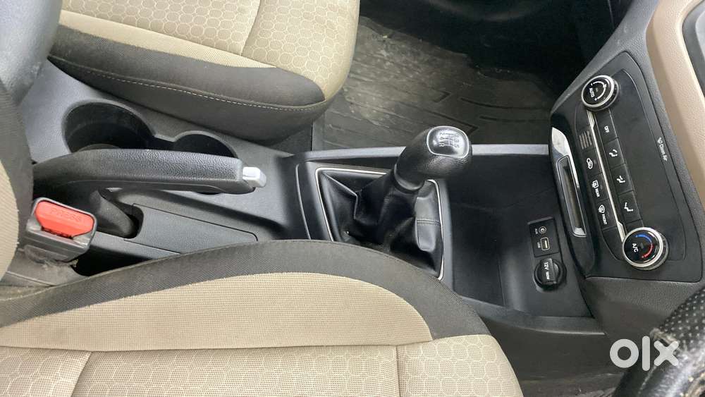 Hyundai Elite I20 Sportz (o) 1.2, 2015, Petrol