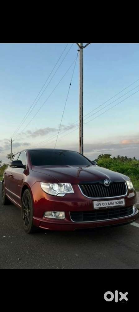 Skoda Superb Petrol 2010