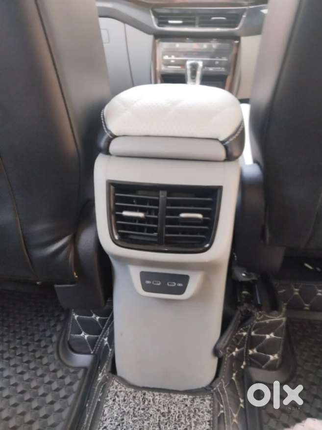 Skoda Kushaq 1.0 Tsi Style At, 2022, Petrol