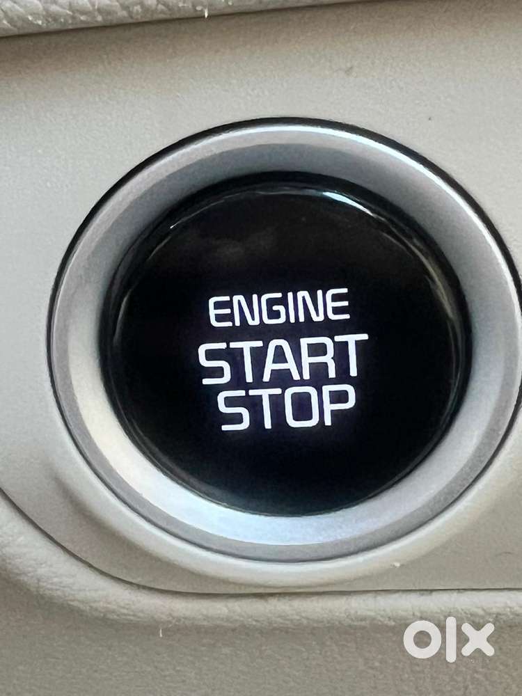 Kia Carens 1.4 Luxury Plus Dct 7 Str, 2022, Petrol