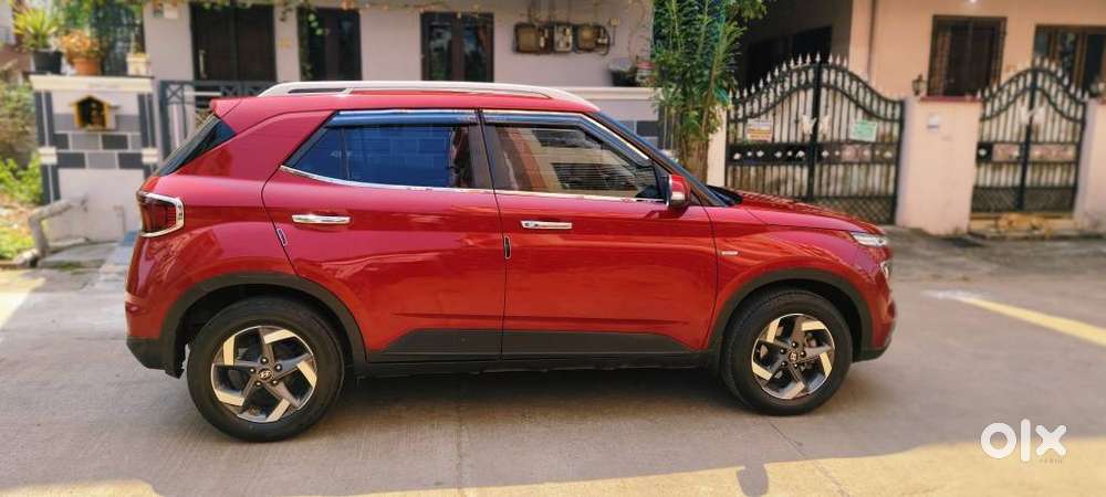 Hyundai Venue 1.0 Sx Turbo Imt Dual Tone Sport, 2020, Petrol