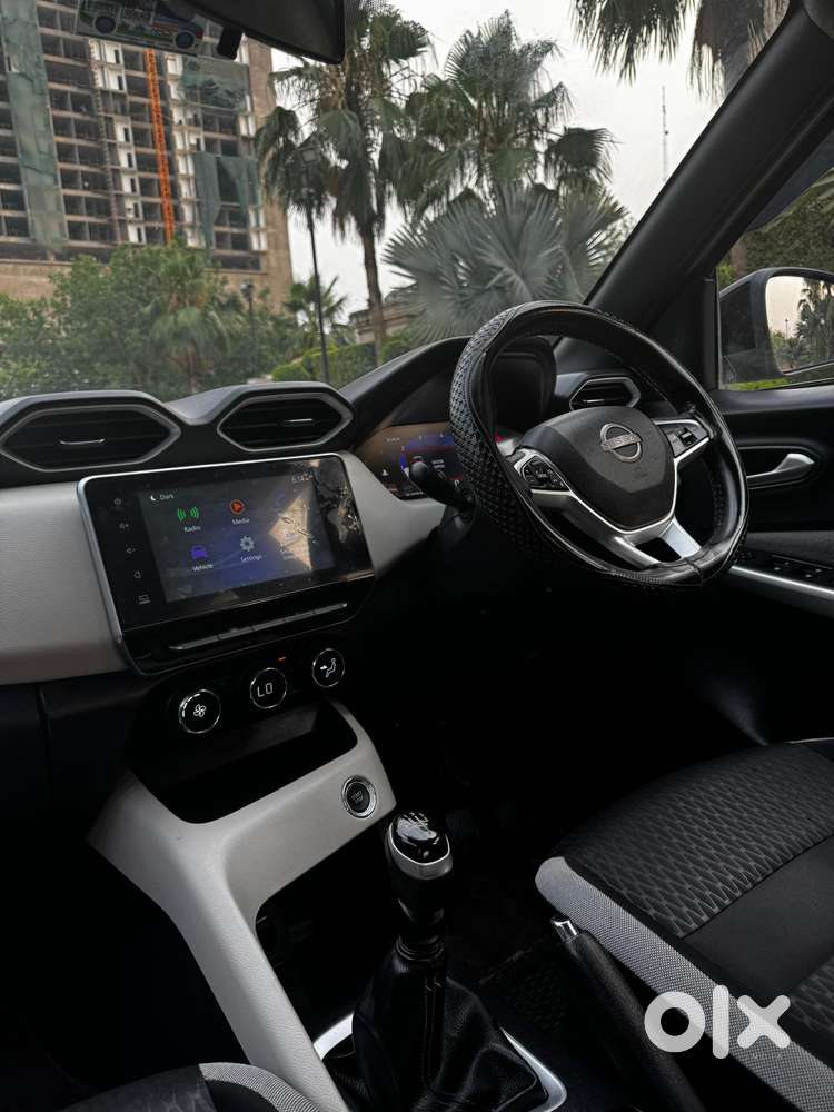 Nissan Magnite 1.0 Xv, 2023, Petrol