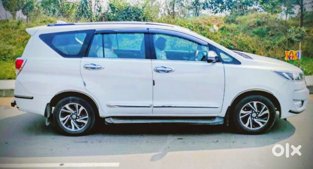 Toyota Innova Crysta 2.4 Gx Mt 8s, 2023, Diesel