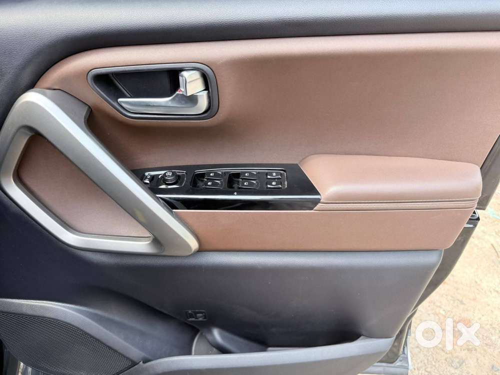 Mahindra Scorpio-n 2.2 Z8 L Diesel At 7 Str, 2024, Diesel