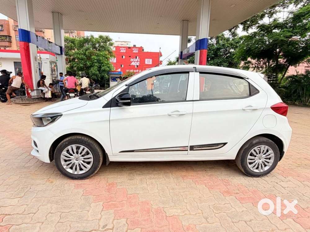 Tata Tiago 1.05 Revotorq Xt, 2022, Petrol