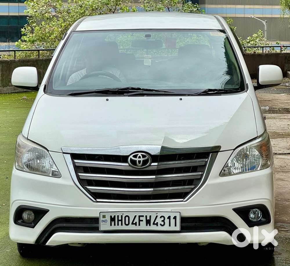 Toyota Innova 2.5 Gx (diesel) 8 Seater Bs Iv, 2016, Diesel