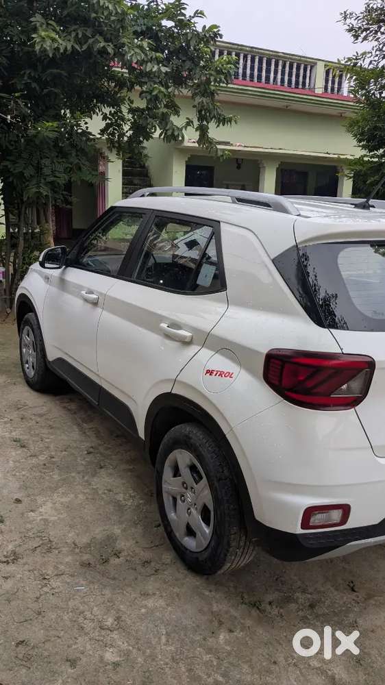 Hundai Venue 2022 Model Petrol