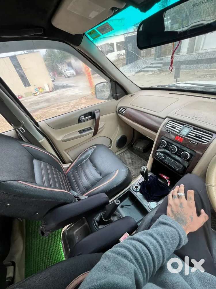 Safari Storme Maintained Car All Working