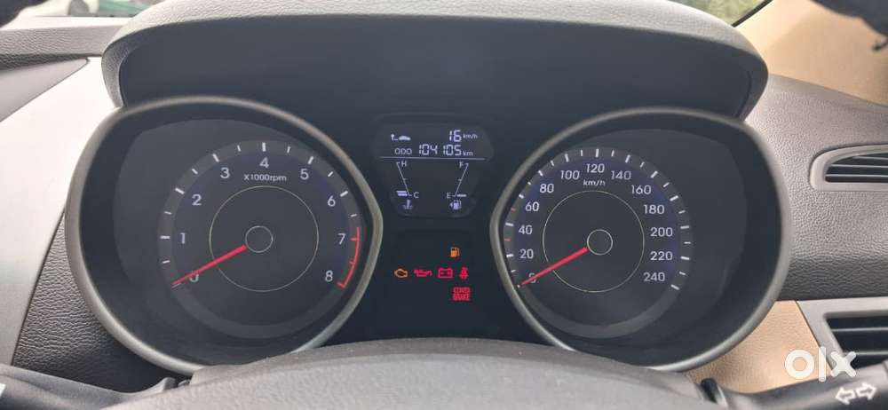 Hyundai Elantra Vtvt S, 2014, Petrol
