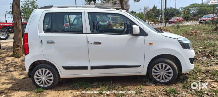 Maruti Suzuki Wagon R Vxi, 2015, Petrol
