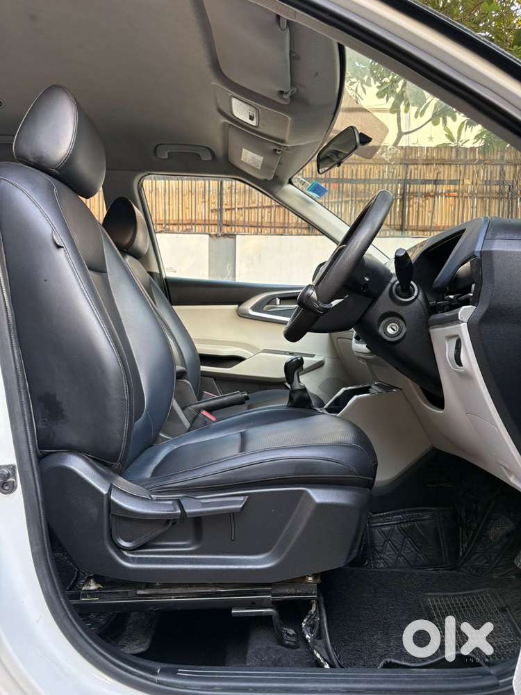 Kia Carens 1.5 Premium 7 Str, 2022, Petrol