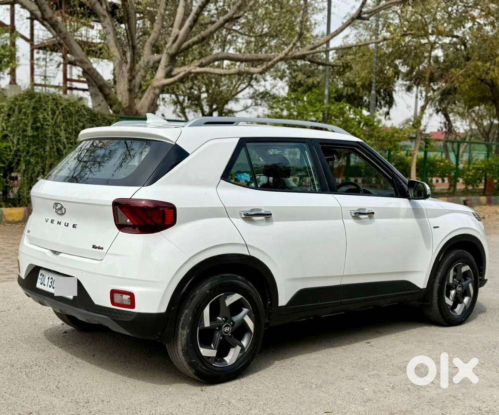 Hyundai Venue S Turbo Dct, 2021, Petrol