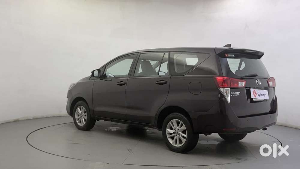 Toyota Innova Crysta 2.4 G Mt 8s, 2016, Diesel