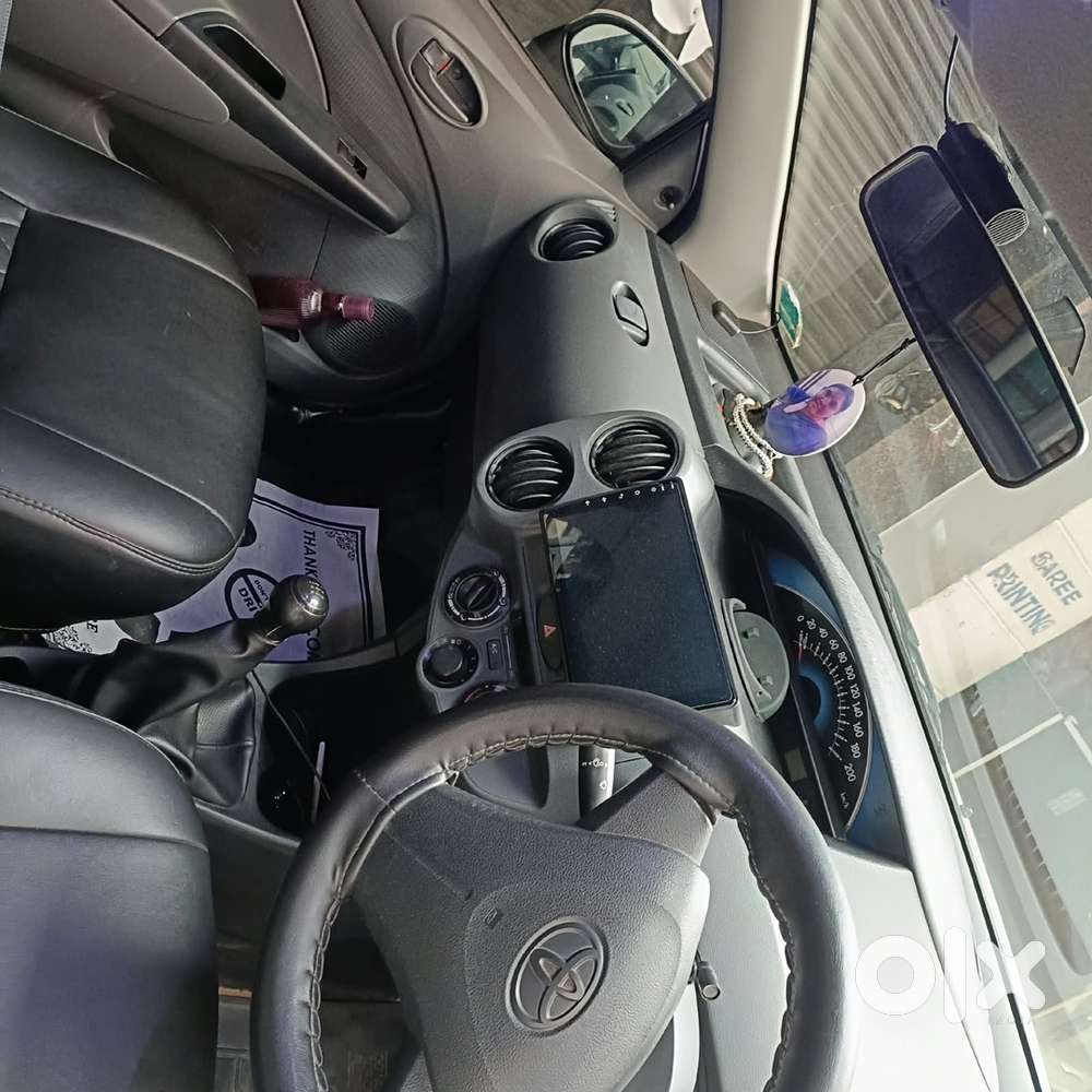 Toyota Etios Liva Petrol 2013
