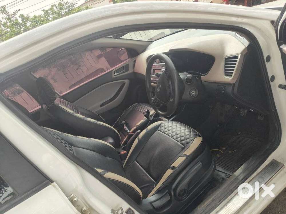 Hyundai I20 Petrol Cvt Magna Executive, 2017, Diesel
