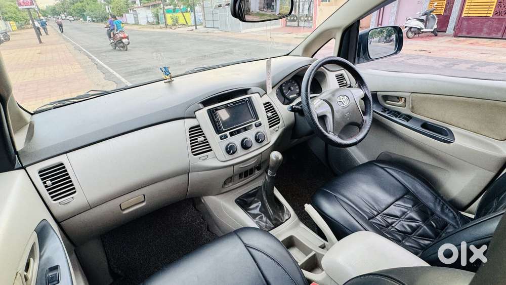 Toyota Innova 2.5 Gx 7 Seater Bs Iv, 2014, Diesel