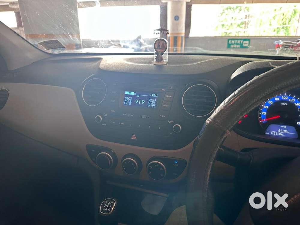 Hyundai Xcent 2015 Petrol Excellent Condition