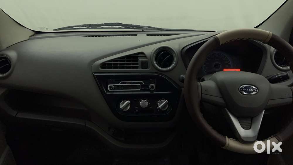 Datsun Redigo T Option, 2016, Petrol