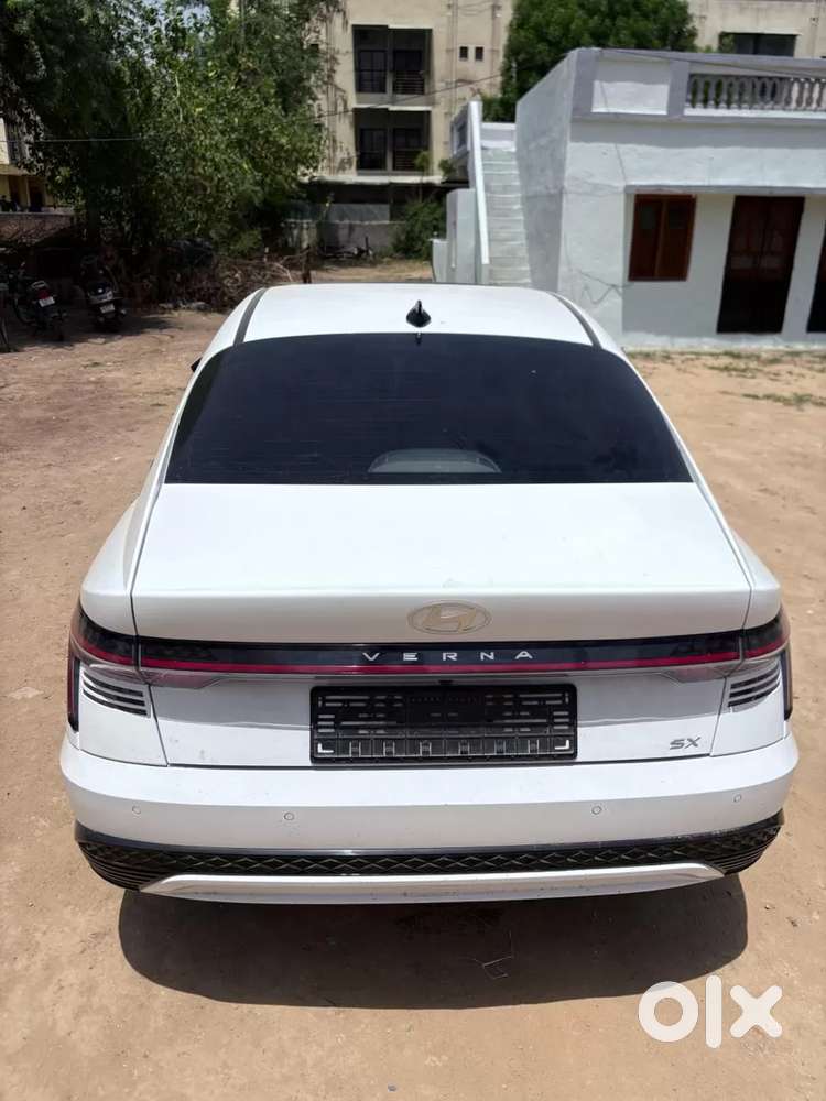 Hyundai Verna 1.5 Sx Petrol Mt, 2024, Petrol