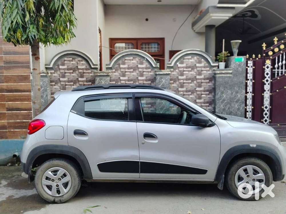 Renault Kwid  .8 Rxt Mannual  Sept 2016