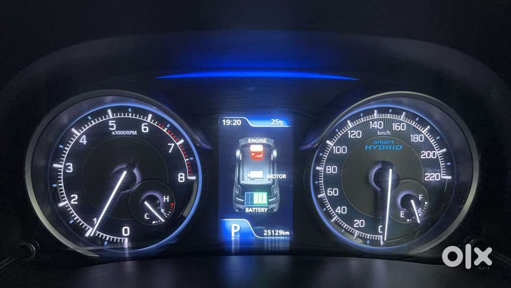 Maruti Suzuki Xl6 1.5 Alpha Plus At, 2022, Petrol