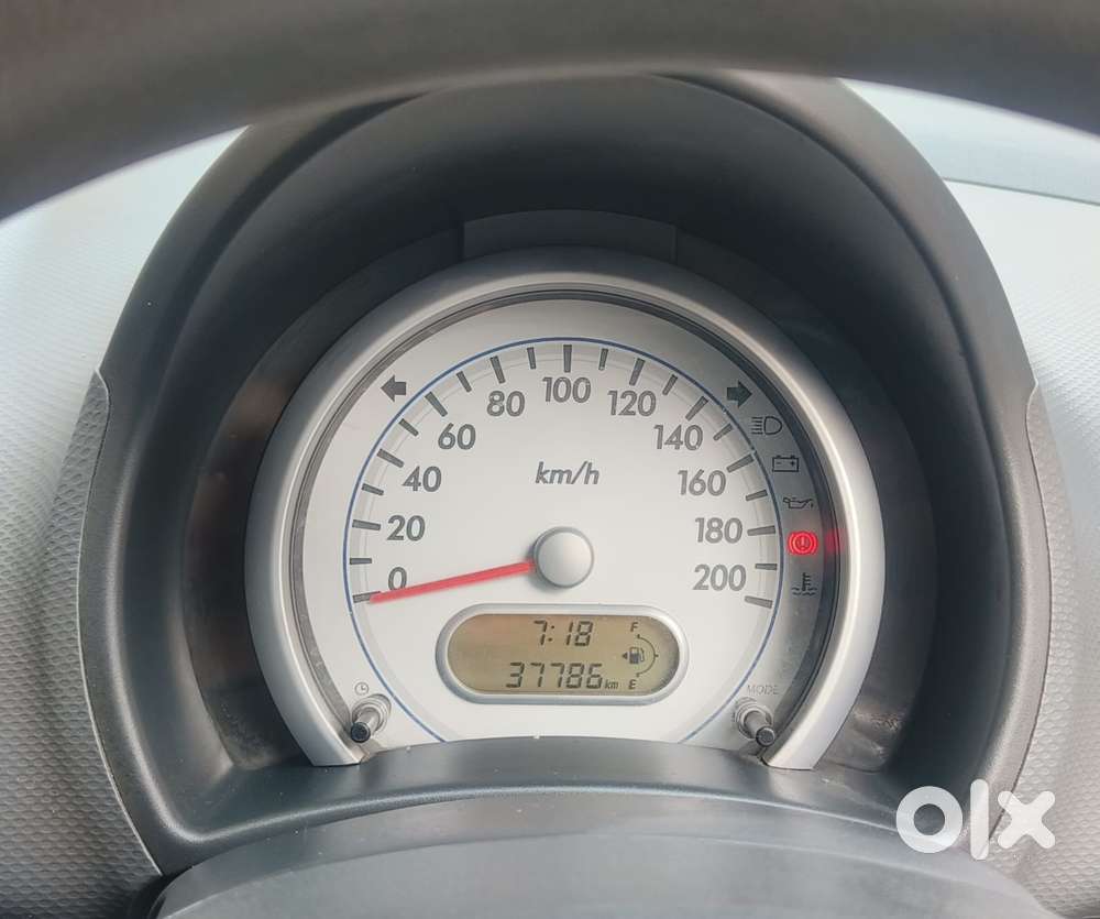 Maruti Suzuki Ritz Lxi, 2009, Petrol