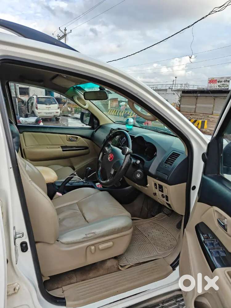 Toyota Fortuner 2.8 Trd 2014 Diesel Automatic