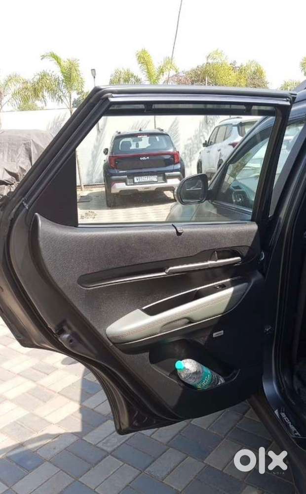 Sonet Xlinelooks Like Showroom Condition