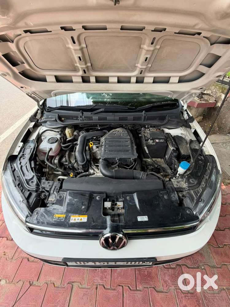Volkswagen Virtus Petrol 23000 Km Driven