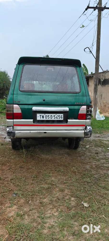 Toyota Qualis 2000 Diesel 170000 Km Driven.