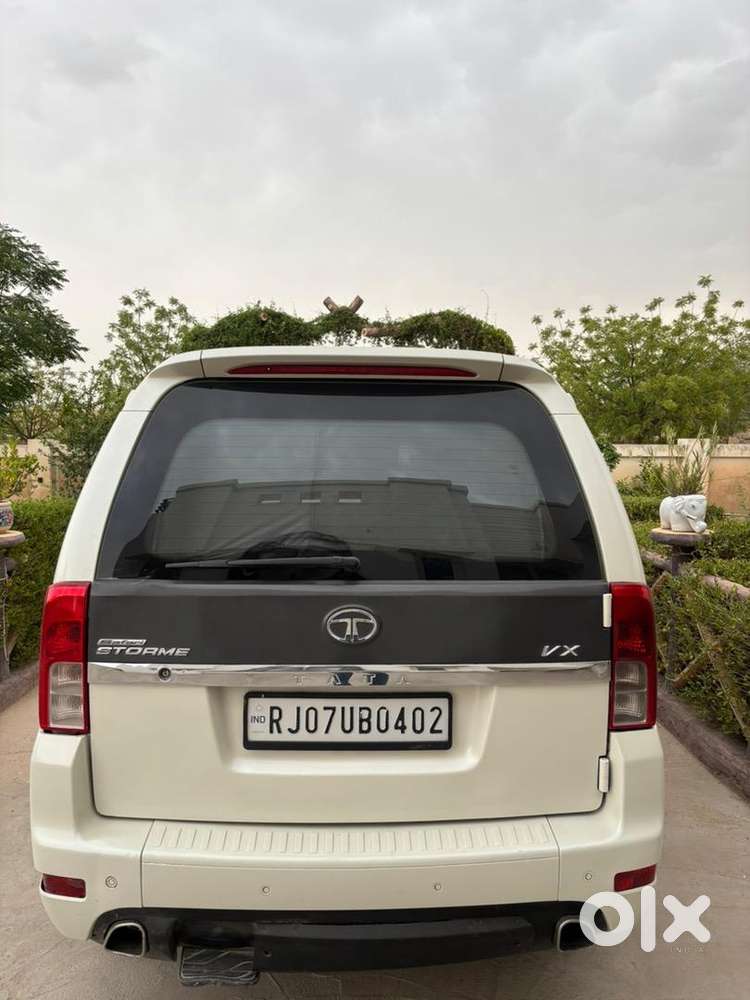 Tata Safari Storme 2018