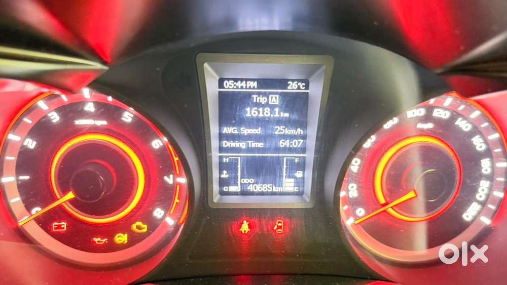 Mahindra Xuv300 2021 Petrol Well Maintained