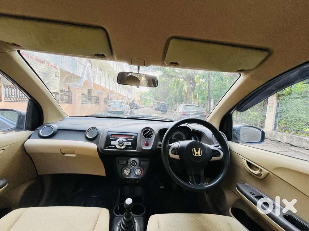 Honda Brio 2011-2013 V Mt, 2012, Petrol