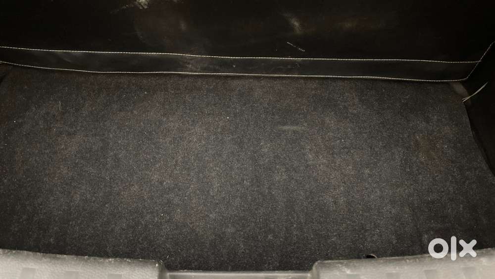 Maruti Suzuki Swift 2011-2014 Vxi, 2013, Petrol