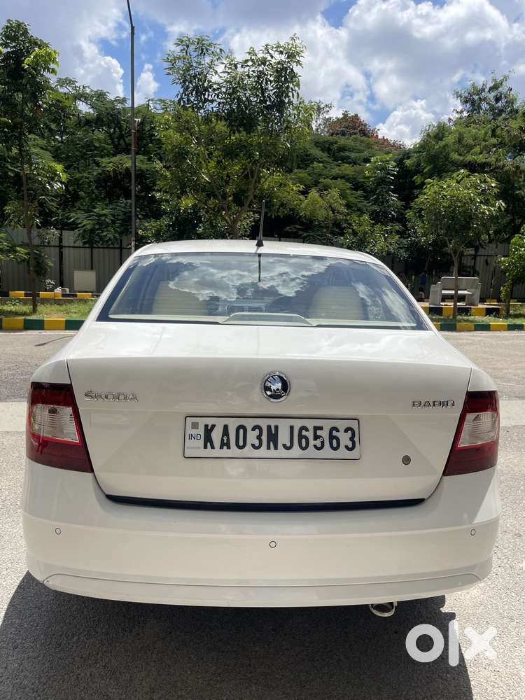 Skoda Rapid Tsi Active 1.0 Mt, 2021, Petrol